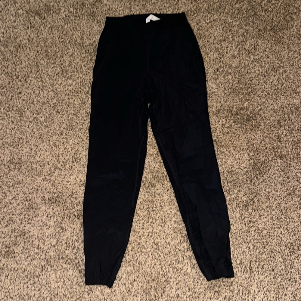 Black adapted state jogger
